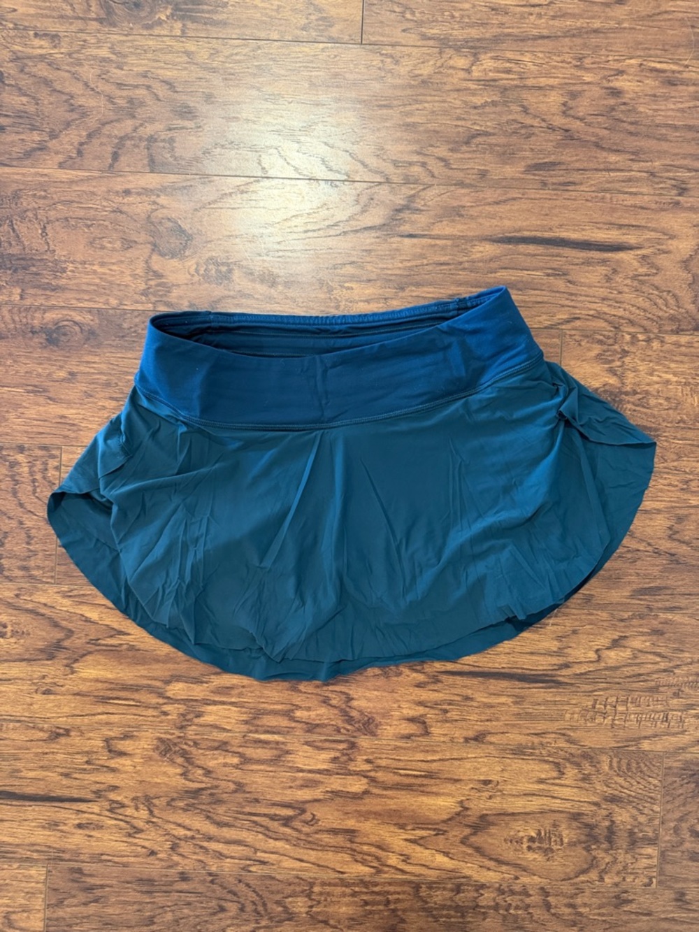 Lululemon size 2 skirt Deep Teal